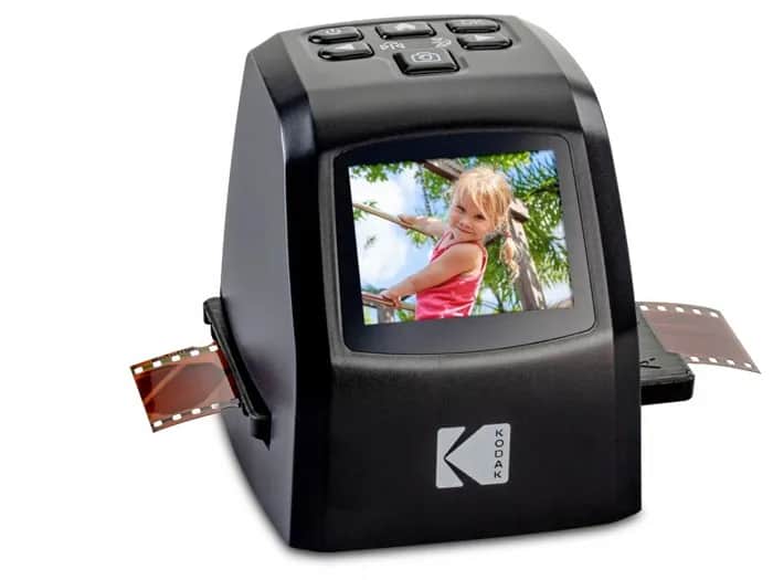 Skanery do klisz: Jak zdigitalizować stare zdjęcia? Poradnik