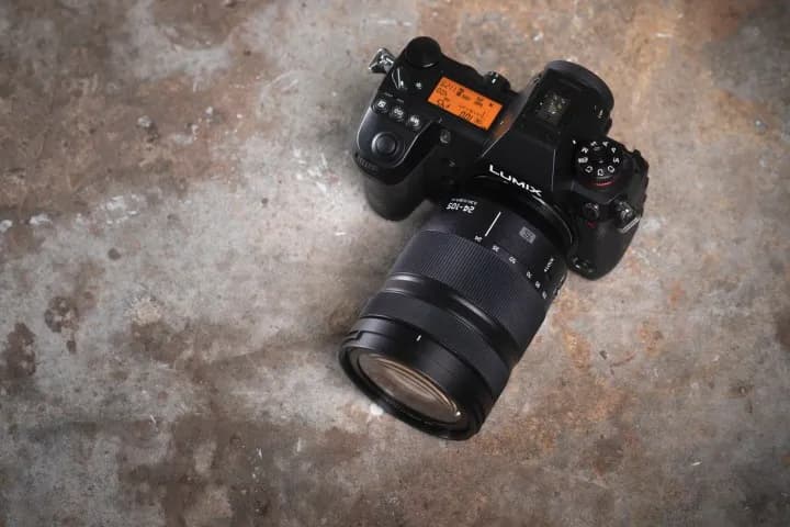 Lumix S1 vs Lumix S1R - przegląd różnic między aparatami