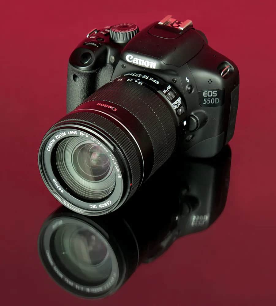 Najlepsze obiektywy do Canon EOS 550D – Wybierz idealny dla siebie