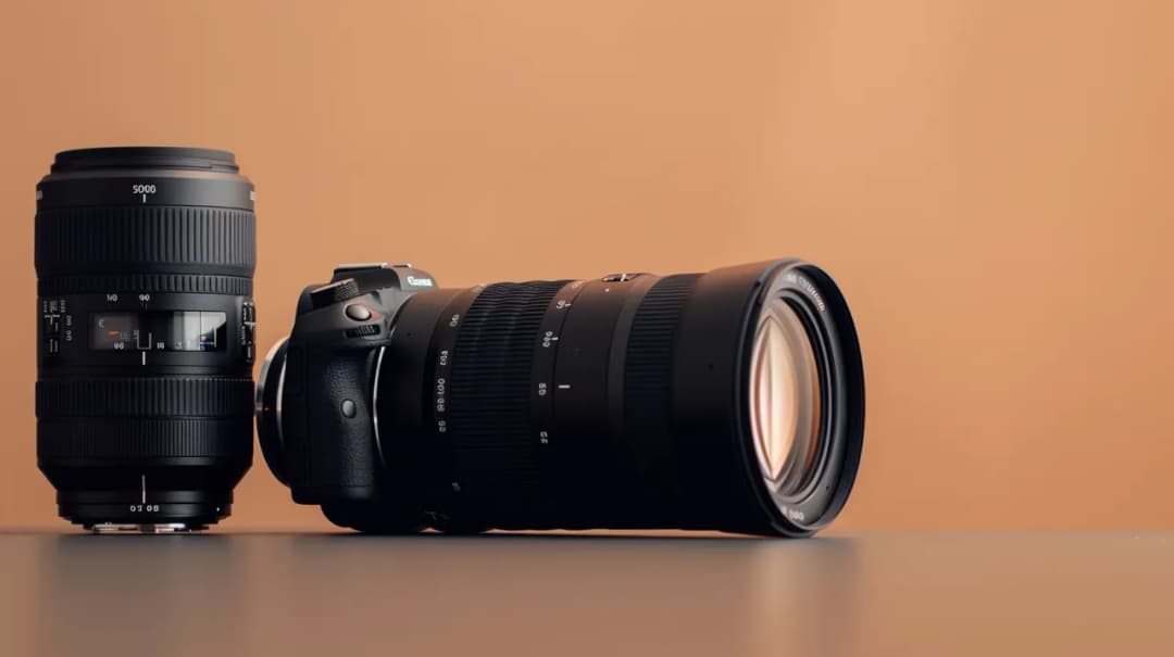 Obiektyw 300mm vs Obiektyw 70-300mm - porównanie obiektywów o ogniskowej 300 mm