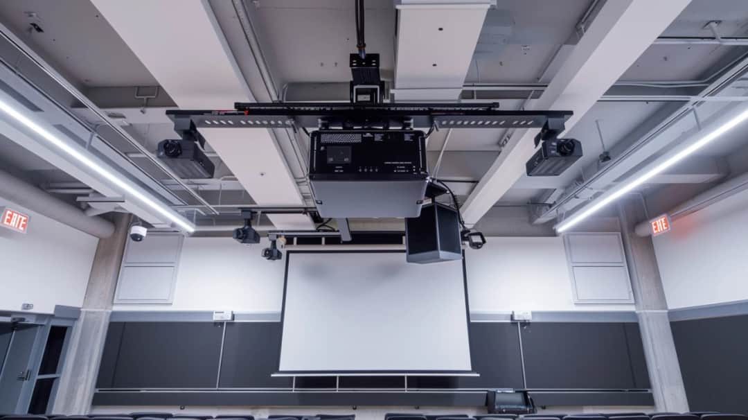 Mocowania sufitowe - stabilna instalacja projektorów i lamp